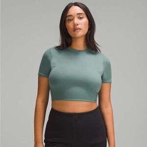 Lululemon Crewneck Cropped T-Shirt
